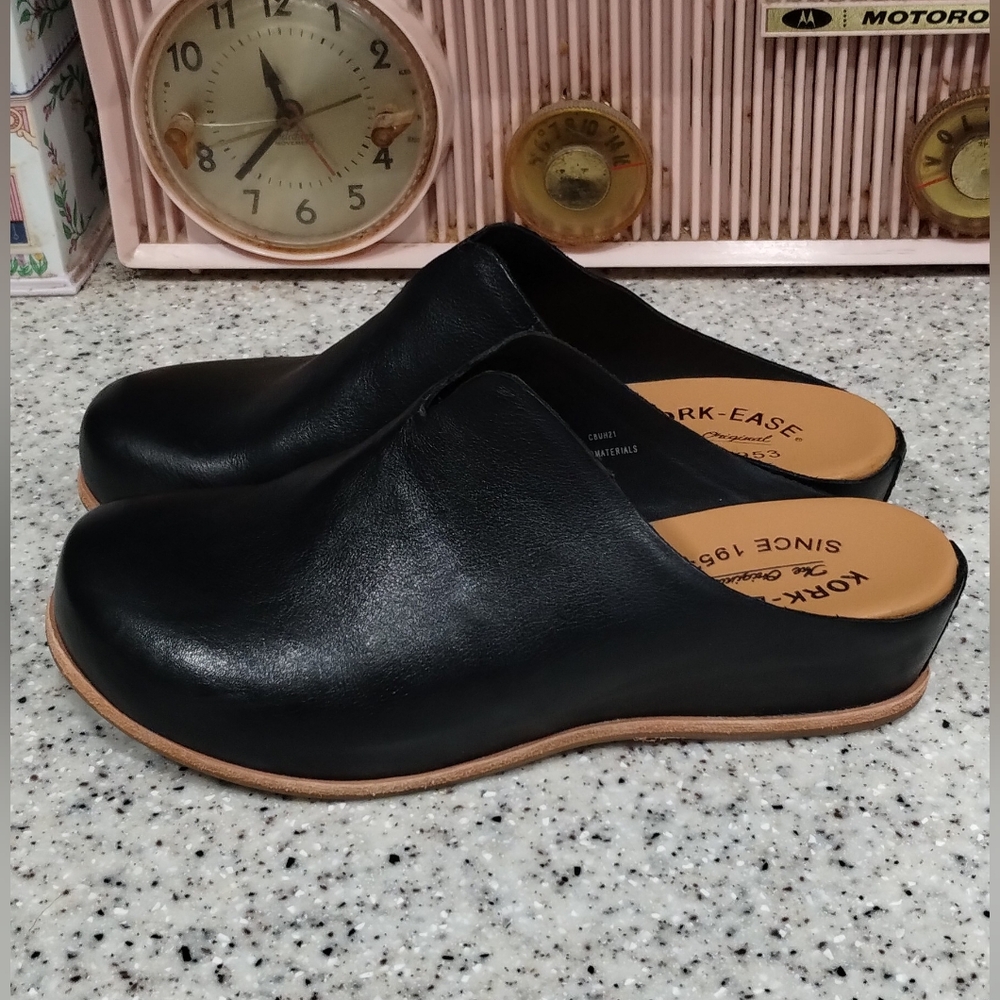 Kork-Ease Para Black Leather Wedge Heel Slip On Clog Size 8